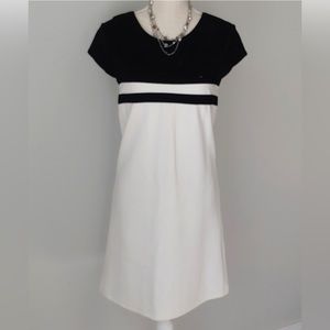 SALE!!!JB by Julie Brown black & ivory modern shift dress Size Small